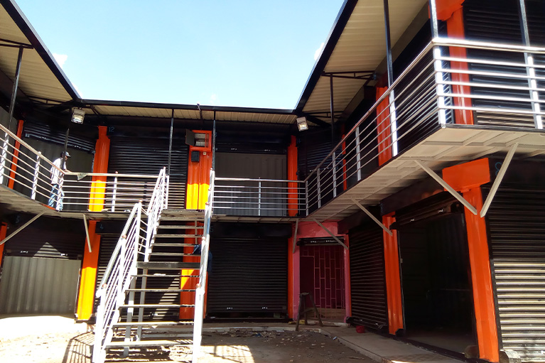 Container stalls Waiyaki Way1
