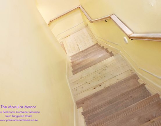 The 5 bedroom house stairs
